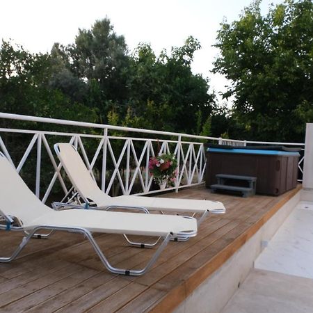 Luxury Fani House Next To Harbor Area With Jacuzzi Apartment Paphos Exterior photo